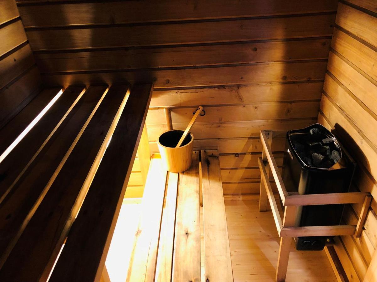 Merejussi Puhkemajad Parna Bagian luar foto